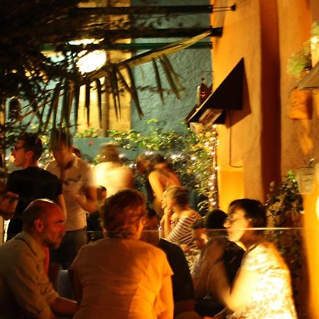 Albergue Revolutum Hostel Salamanca Ngoại thất bức ảnh