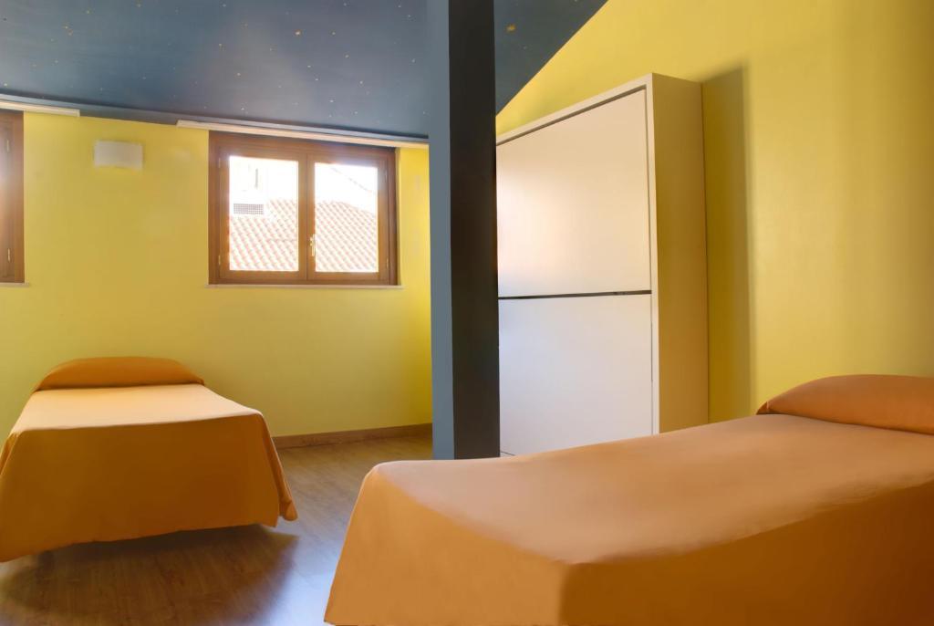 Albergue Revolutum Hostel Salamanca Phòng bức ảnh